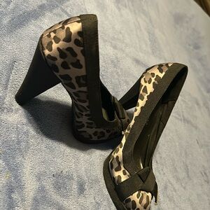 Women’s high heels